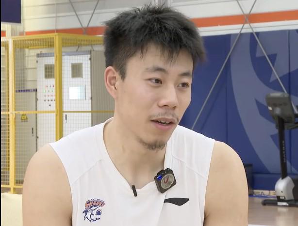 333体育|电竞-官方网站-张镇麟：加盟上海是想给自己一个新的挑战，承担不一样的责任